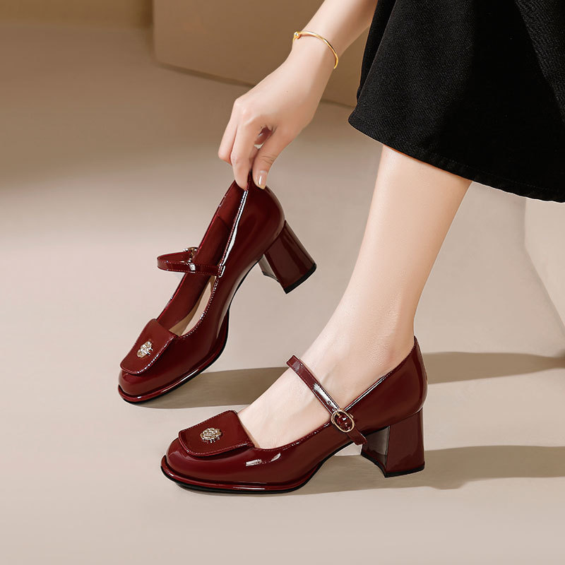 Mary Jane Shoes Thick Heel with High Heels Red Wedding Shoes New Women's Shoes Patent Leather Light Mouth Middle Heel Shoes