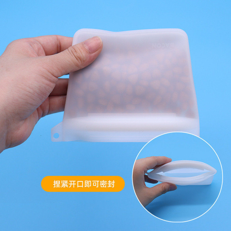 Dog Pet Outdoor Training Dog Food Bag, Waterproof Moisture-Proof Silicone Snack Bag For Dogs And Cats