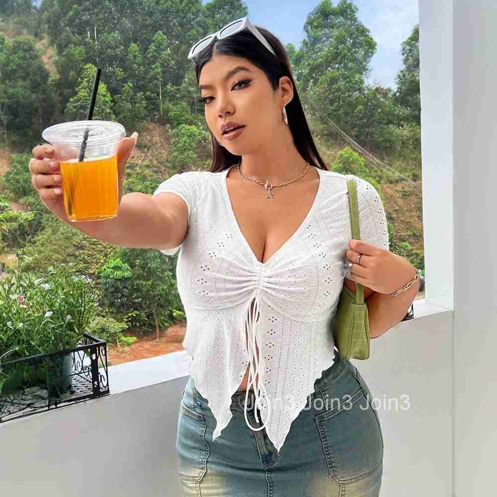 2025large Womens Elegant Sweet and Spicy Style T-shirt Spring/summer New V-neck Tight and Slim Top