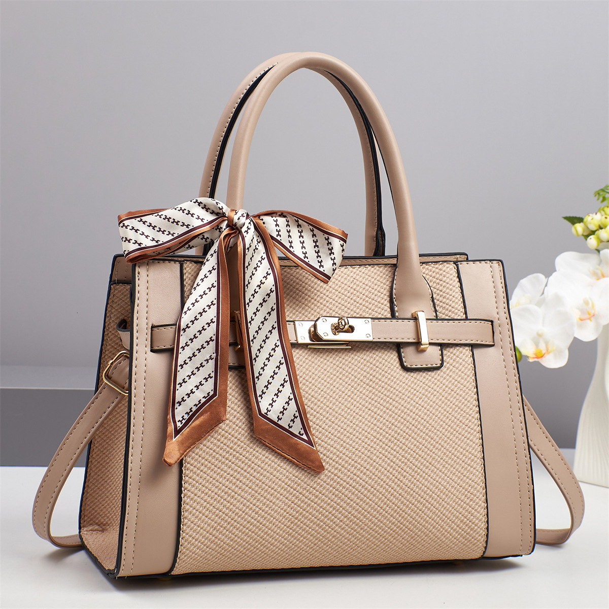 2025S Designer New Fashionable Macaron Handbag Splicing High Beauty Shoulder Simple Large Capacity Women Crossbody Bag