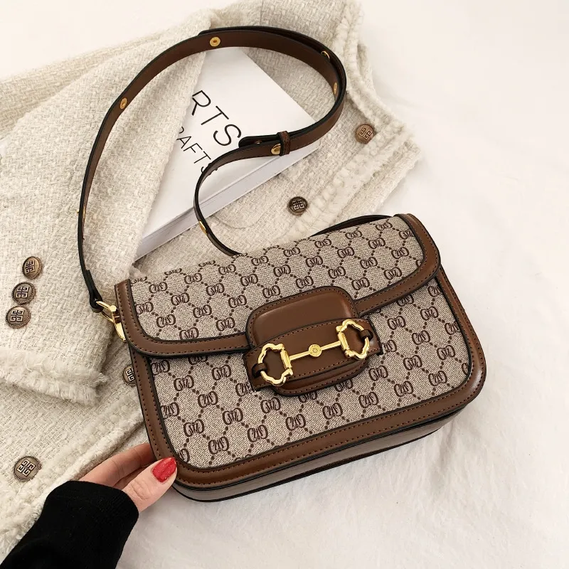 Free shipping 2025 new designer bag fashionable commuting printed small square bag women's high-quality crossbody bag shoulder bag
