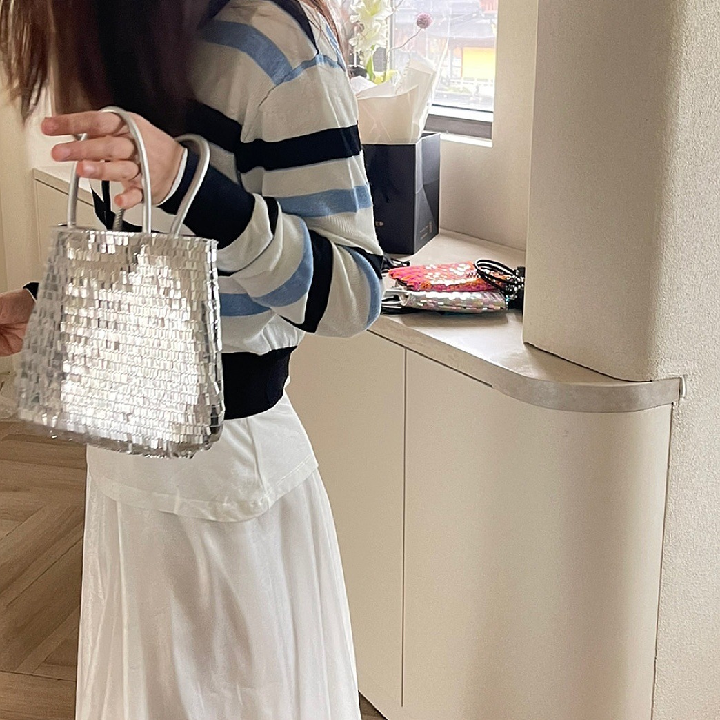 2025S designer new women Han Fan ins dress versatile commuting niche design glitter handbag crossbody bag