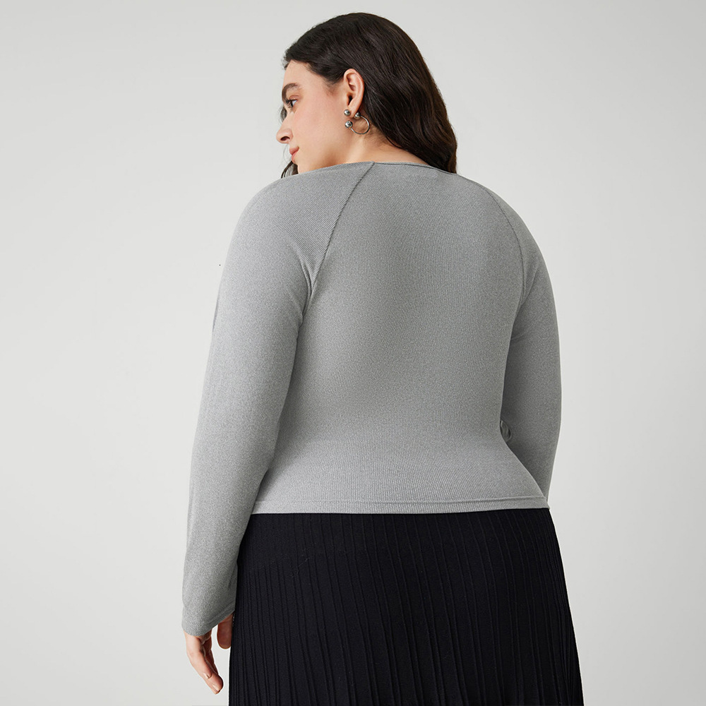 Plus Size Womens Elegant and Intellectual Style T-shirt Autumn and Winter High-end Fashion Temperament Top