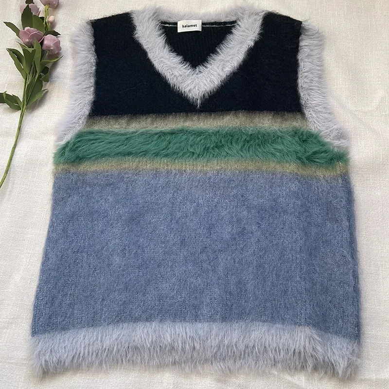 Womens colorful block retro Vneck sweater vest autumn and winter Korean fashion knitted niche n patchwork loose top 250506