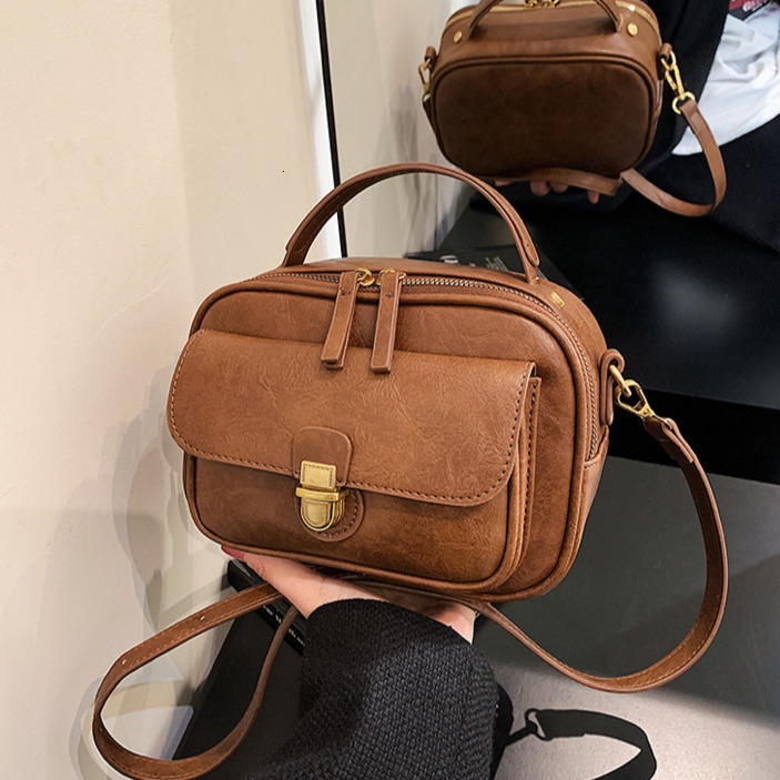 2025 Free Shipping Women's High-end Shoulder Bag Designer Trendy Fashion Crossover Style Portable Small Square Bag Crossbody Bag Casual Mobile Ph