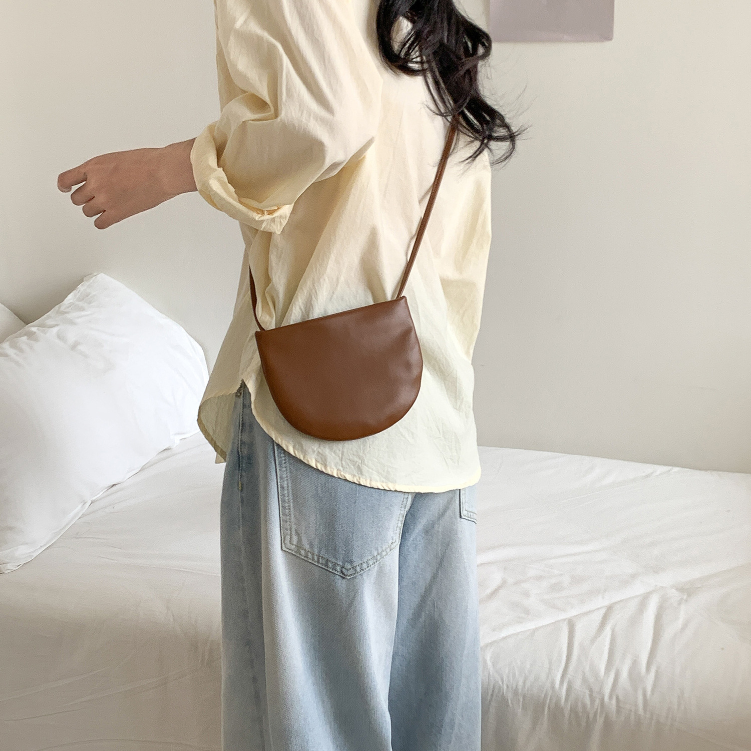2025S designer summer new simple hanging neck Korean trendy small women crossbody versatile semi-circular mini bag