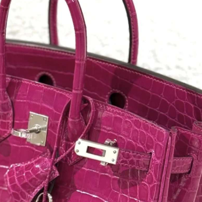 Shiny Crocodile Handbag Designer Bag Luxury Business Bag Banquet Bag Commuter Bag 25 30 Fully handmad in from France Niloticus 24K gold plated hardware