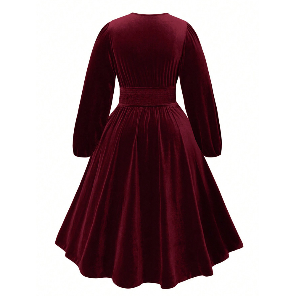 Large Size Womens Wine Red Velvet Dress for Autumn and Winter with a Waist Cinched to Show Off Weight Medium Length Skirt