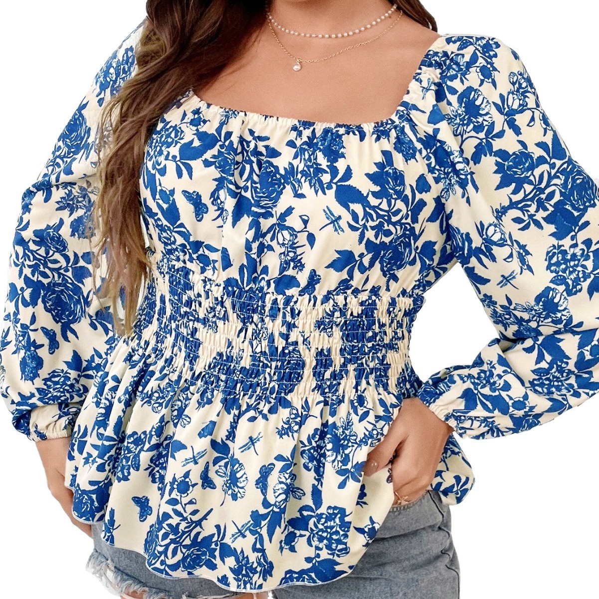 Plus Size Womens Fresh and Gentle Style T-shirt Autumn and Winter Square Neck Age Reducing Sweet Floral Long Sleeved Top