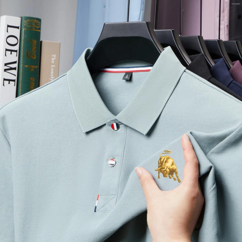 Mens Polos %Cotton Summer Fashionable Luxury Short Sleeved Polo Shirt Designer Paired With A Golden Cow Print Pattern Casual T-shirt