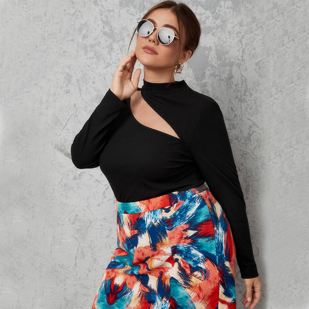 Large Size Womens Off Shoulder Slim Fit Spicy Girl Sexy Long Sleeved T-shirt Black Knit Shirt Temperament Top