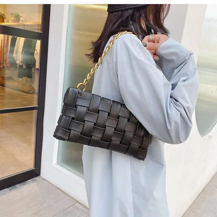 Weave Women's Clutches Chain Design Shoulder Bags Small PU Leather Crossbody Bags For Women Handbag Ladies Sling Bag