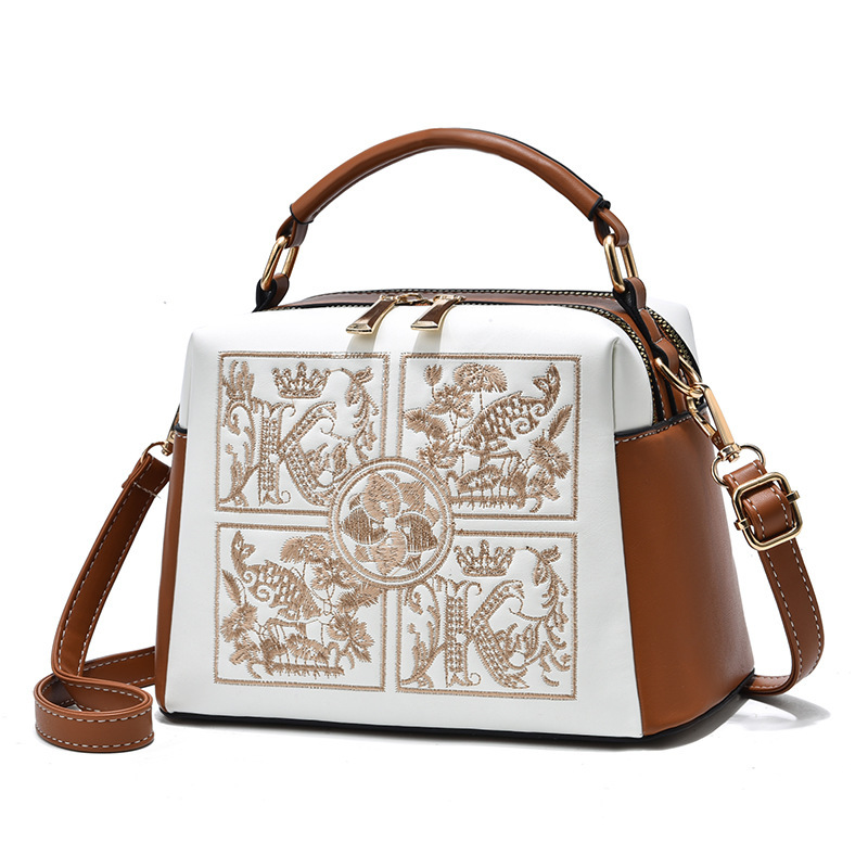 A new fashionable embroidered one-shoulder crossbody pillow bag for women carrying small bags in Boston 2025s hot