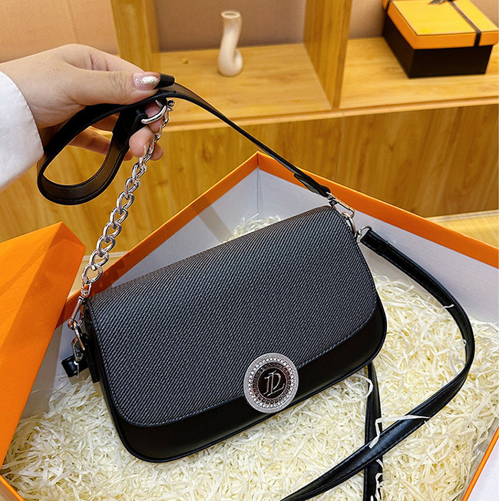 2025 Women's Fashion Shoulder Bag Free Shipping Designer Flip Top High Quality Contrastive Color Handbag Multi Functional Commuter Crossbody Bag 