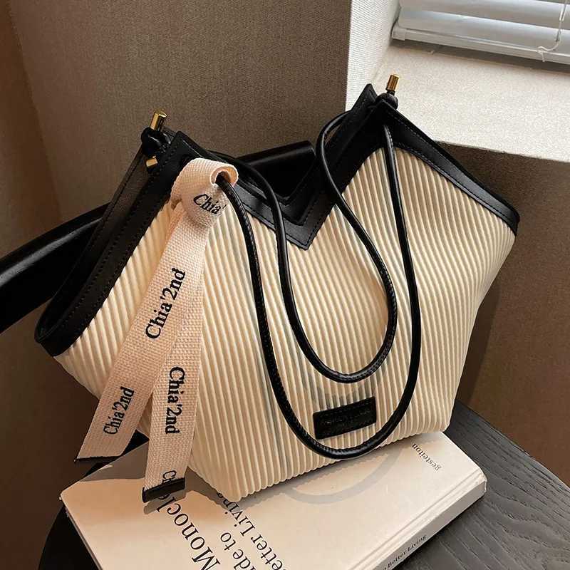 Korean Style Big Bag Womens Bag Casual All-match Canvas Bag Commuter Shoulder Bag Student Tote Bag Z250516