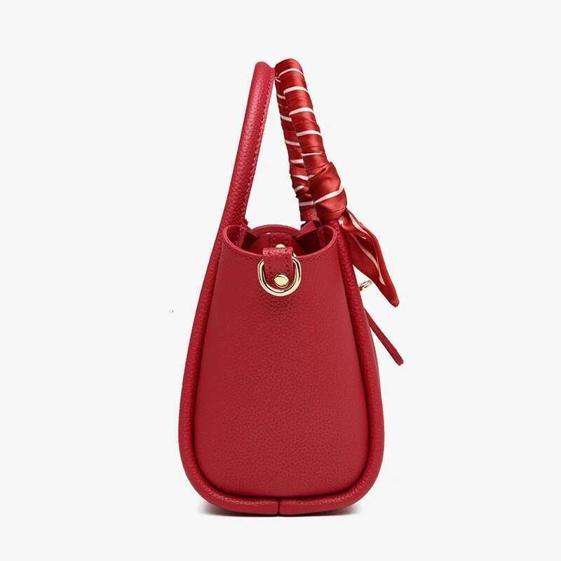 brand new large capacity shoulder high-end women's Fashion niche leisure handbag ladies crossbody bag