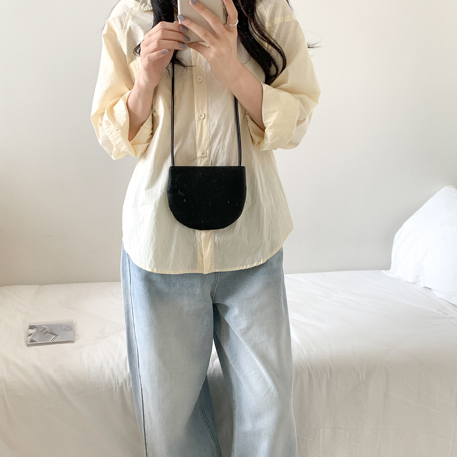2025S designer summer new simple hanging neck Korean trendy small women crossbody versatile semi-circular mini bag