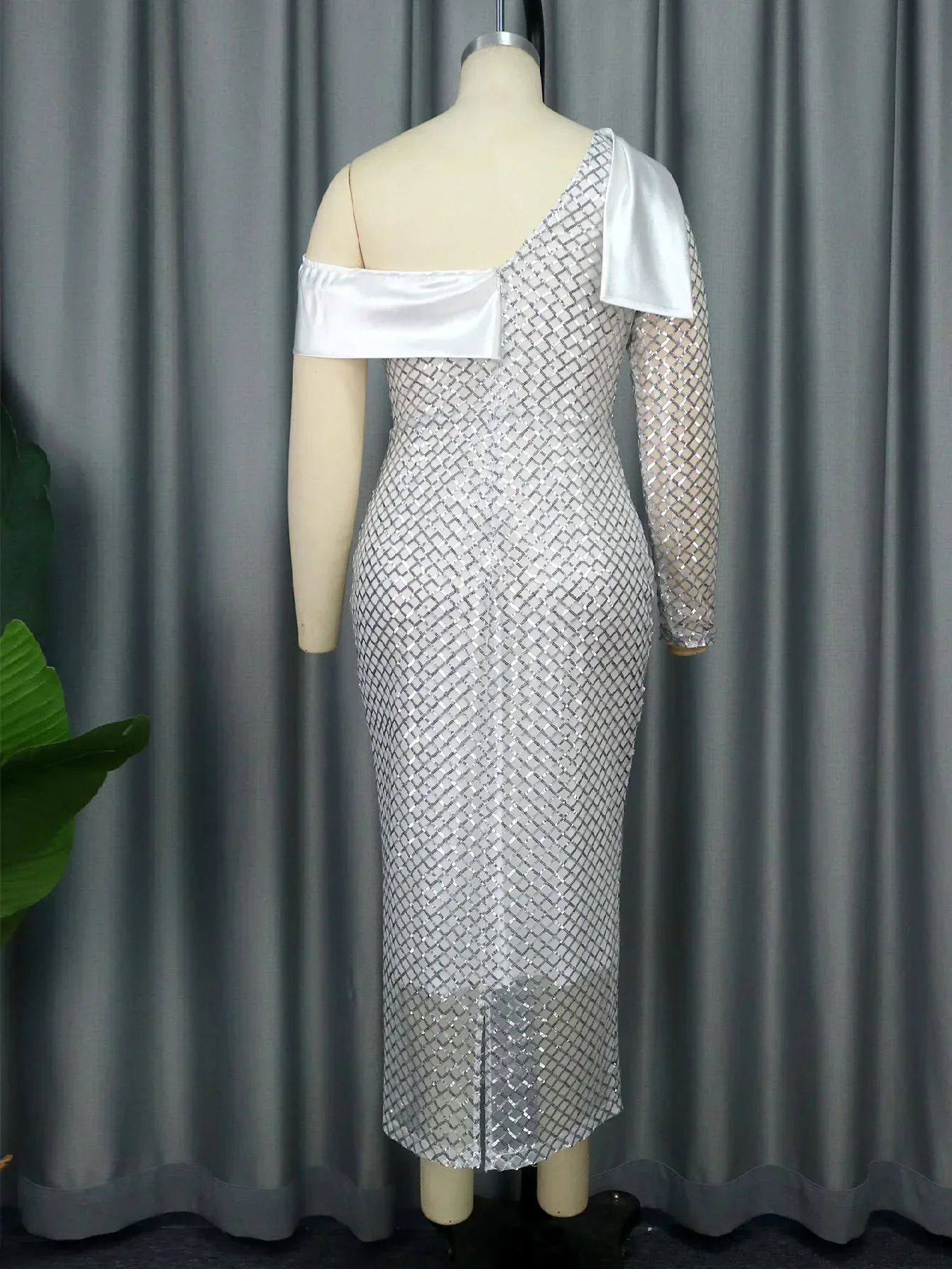 Womens white dress sequined plain weave body irregular sleeves shoulder lining occasion African womens birthday plus 250506