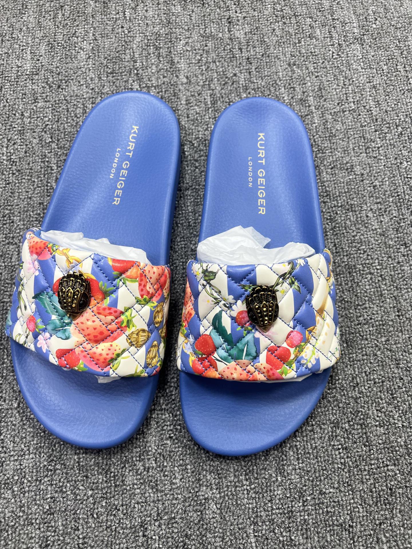 d83 Gegiers Kurts Slides Womens London Designer Kensingtons Sandals Arch Support Kurts Eaglehead Flip Flops Slippers Full Grain Textured Rubber Flats Sho