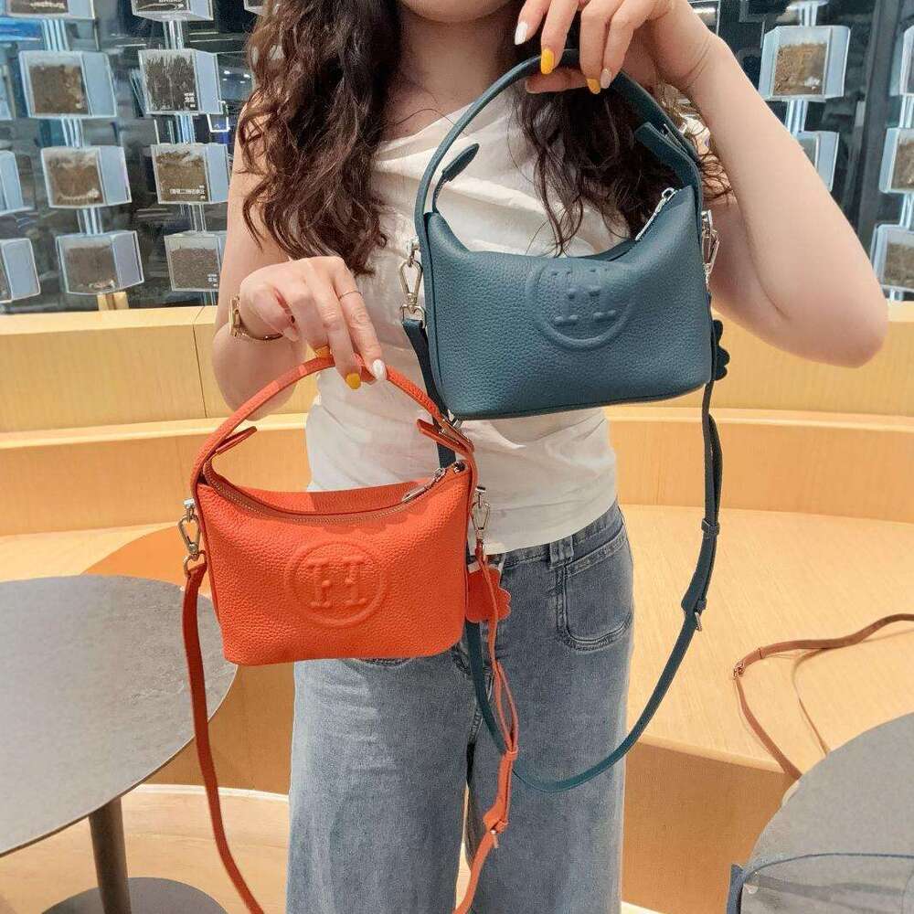 lunch Hot Hot box genuine leather bag, women's new versatile handbag, H home style original silver buckle bag, handbag,
