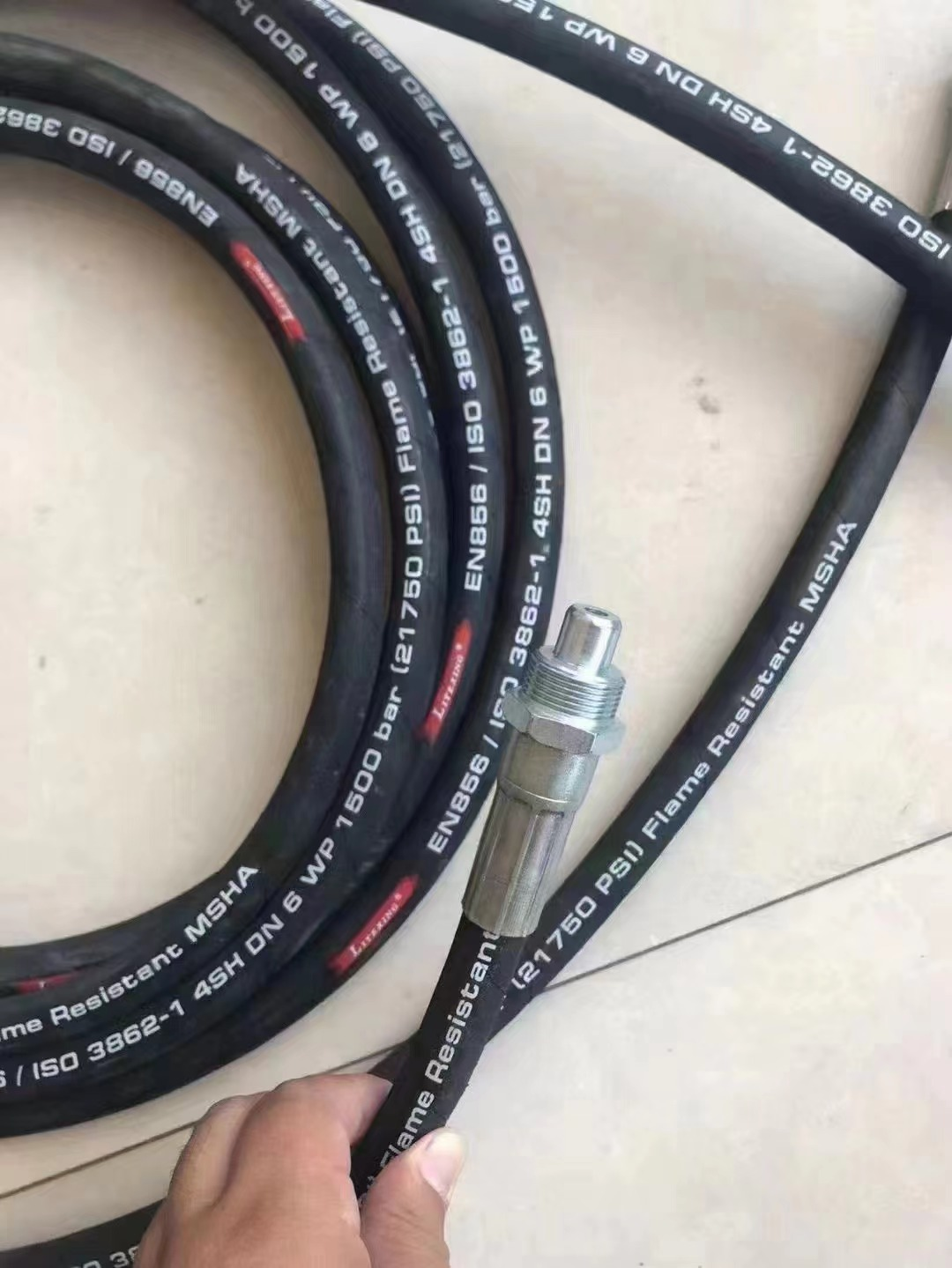 2sn 2sc Wire Steel Braided Reinforced High Pressure Flexible Rubber Hose