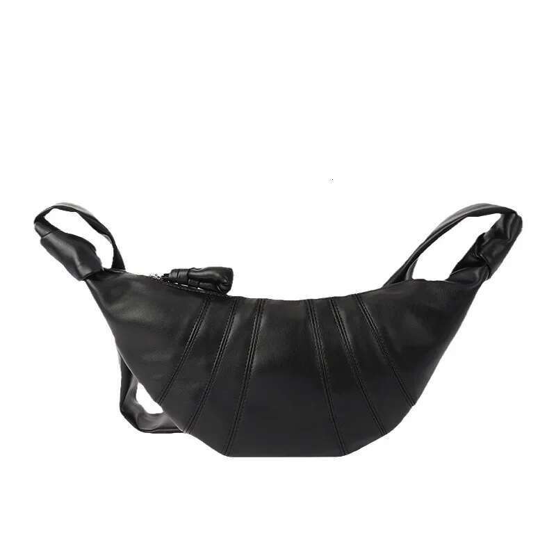 Croissant niche texture croissant dumpling buns, crossbody chest bags, Maillard fashionable and retro women's bags