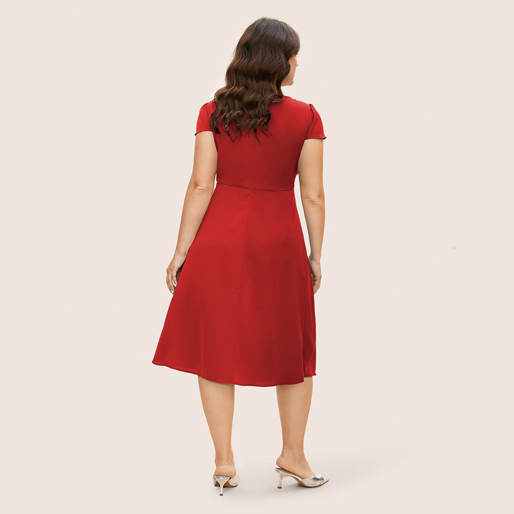 Plus Size Womens Elegant Red Dress Commuting Queen Style Slim Fit Mid Length Dress
