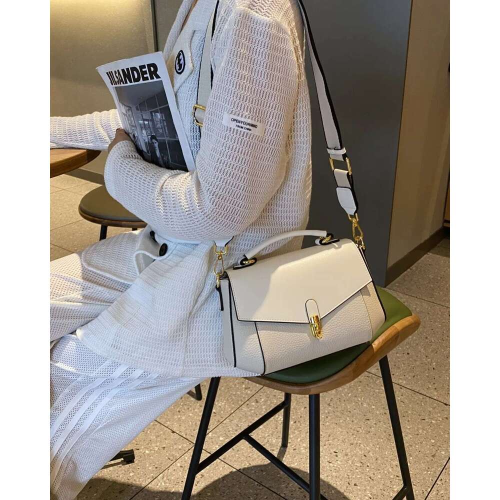 Genuine Leather Women's New Trendy All-Match Messenger Shoulder Bag Ladies Fashion First Layer Cowhide Totebag High Quality