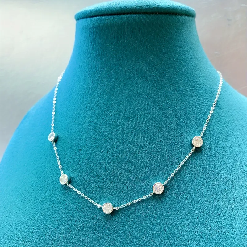 D-color VVS1 0.5CT*5 Moissanite s925 pure silver starry sky necklace for women, European and American cross-border 18K gold 50-point 5-diamond bubble 