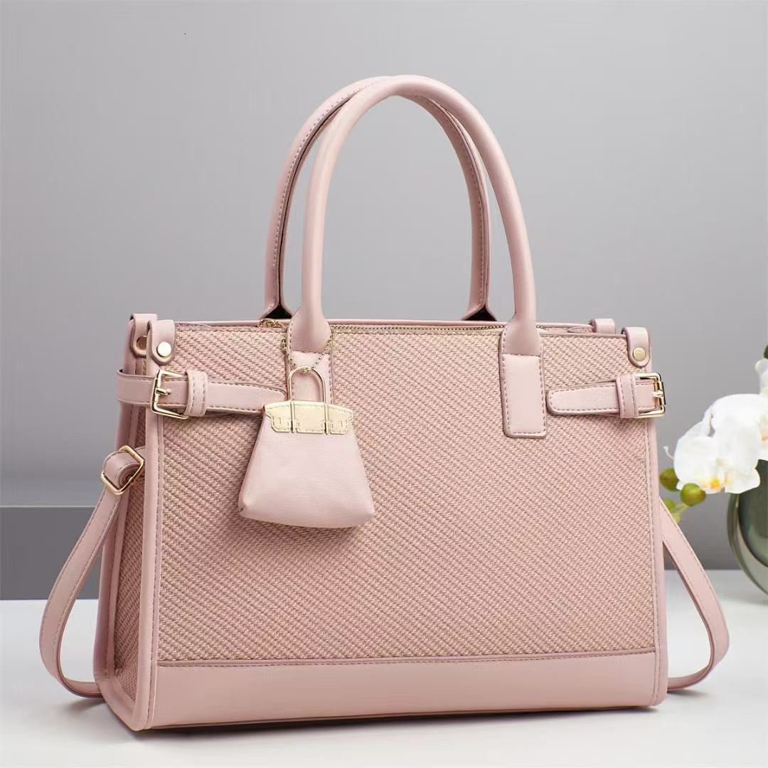 2025S designer new trendy fashion handbag large capacity atmospheric middle-aged mother women crossbody commuting bag