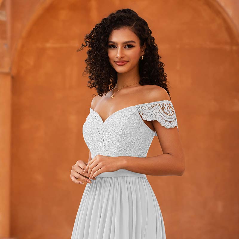 Fashionable dresses and formal dresses look slim and long, with comfortable splits for attending banquets and weddings. High quality clothing for summ