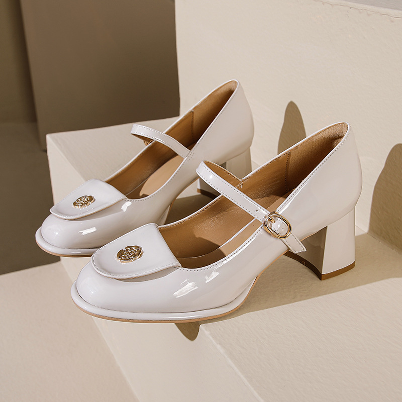 Mary Jane Shoes Thick Heel with High Heels Red Wedding Shoes New Women's Shoes Patent Leather Light Mouth Middle Heel Shoes