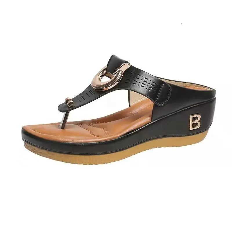 Summer Sandals Women Big Size Platform Wedges Sandals Slippers Non-Slip Open Toe Flip Flops Ladies Comfortable Beach Shoes 250515