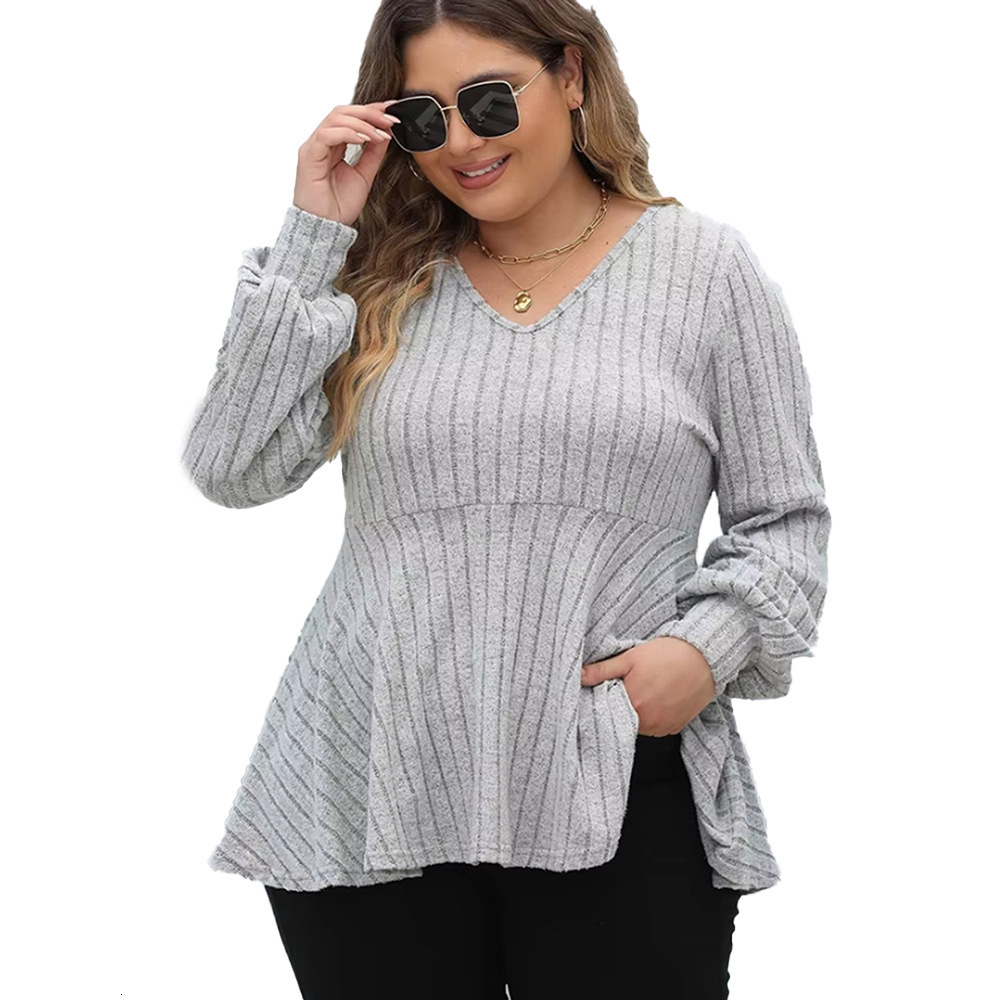 Plus Size Womens Casual T-shirt for Autumn and Winter Loose and Slimming V-neck with Inner Lining and Long Sleeved Top