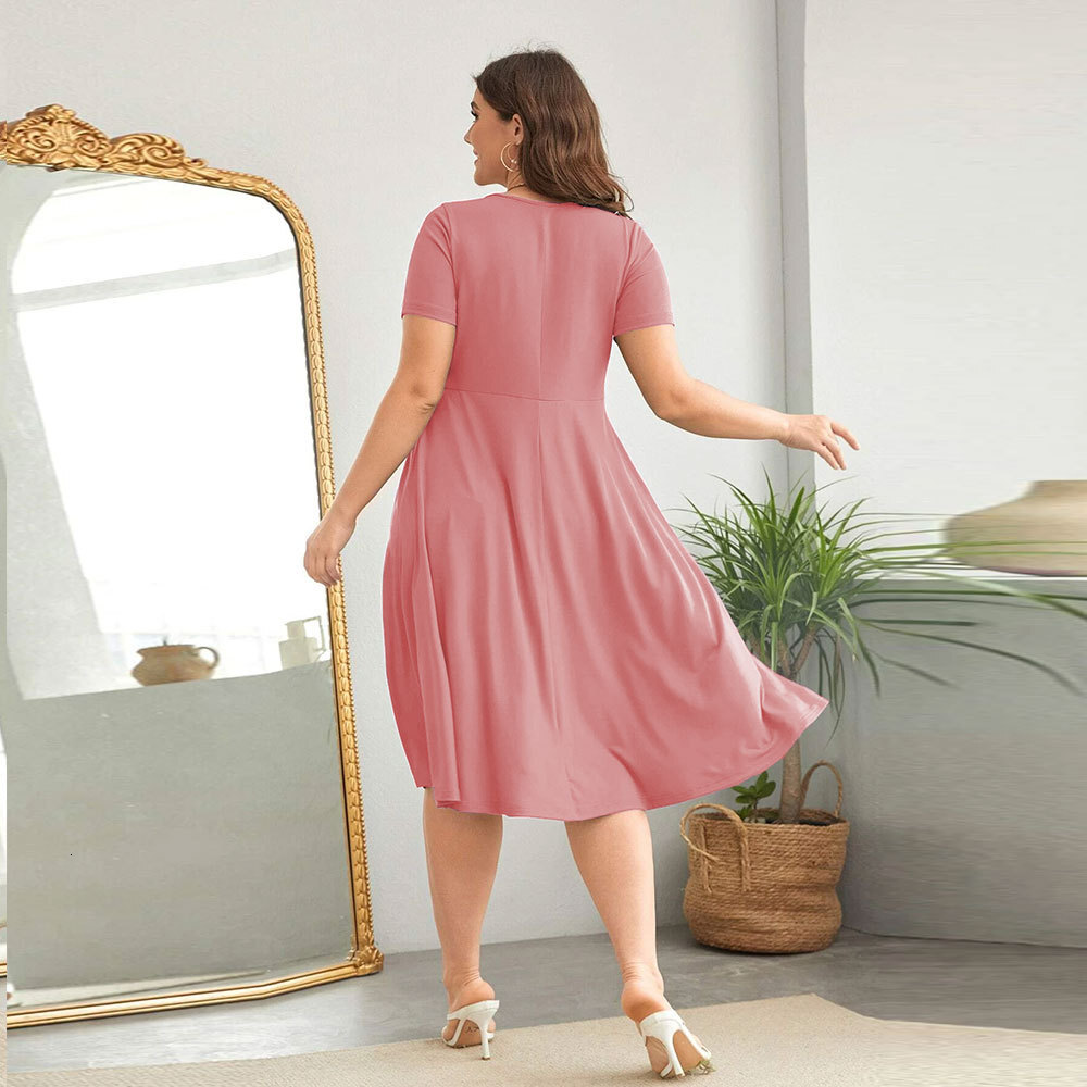 Spring/summer New Plus Size Womens V-neck Waist Cinching and Swinging Temperament Commuting Short Sleeved Dress