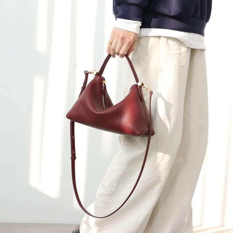 Women Genuine Leather Handbags Small Size Versatile Cowhide Crossbody Bag Fashion Soft Messenger Purses