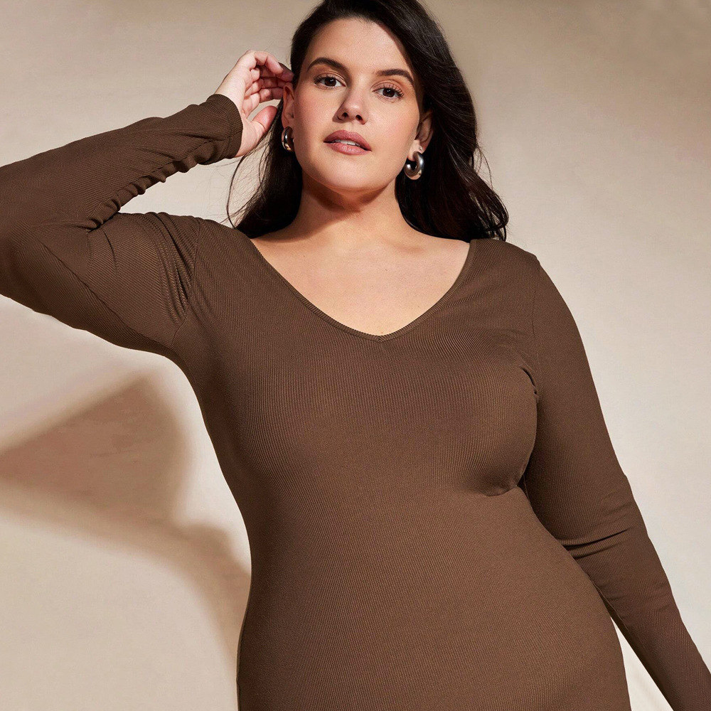 Plus Size Womens Simple Casual Style Dress Autumn and Winter Slim Fit Hip Hugging Mid Length Skirt