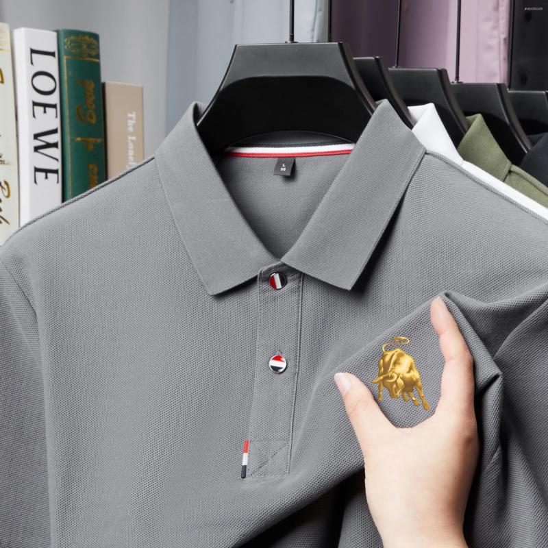 Mens Polos %Cotton Summer Fashionable Luxury Short Sleeved Polo Shirt Designer Paired With A Golden Cow Print Pattern Casual T-shirt