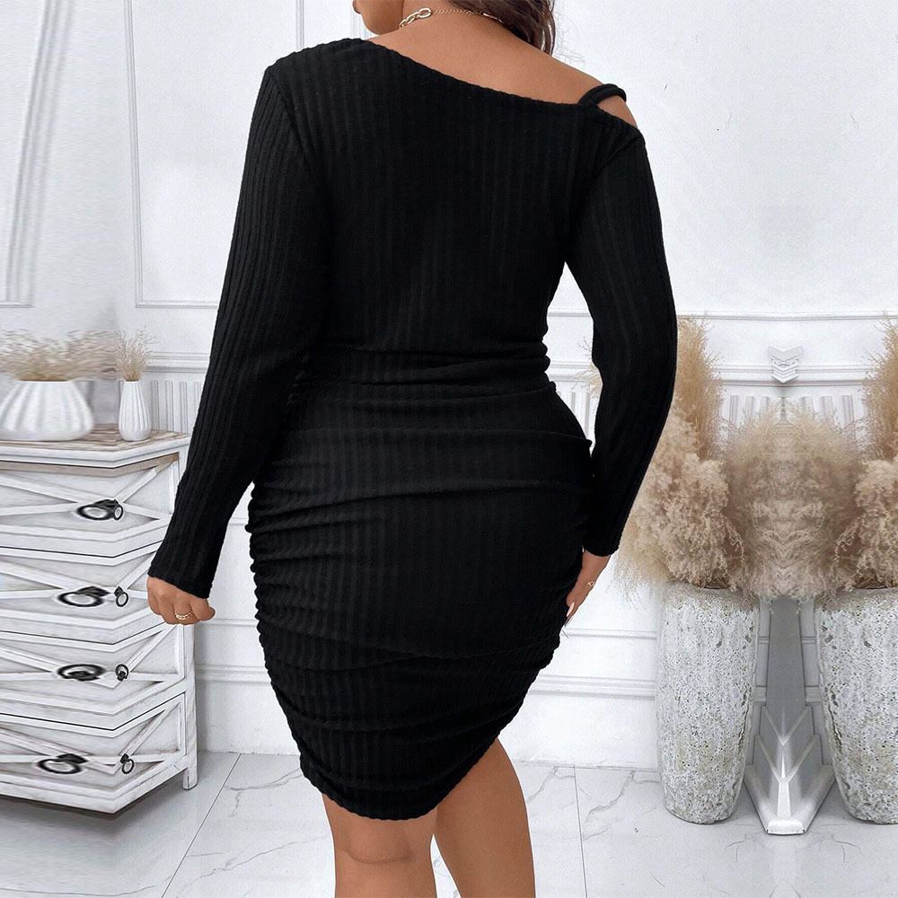 Plus Size Womens Elegant and Intellectual Dress Autumn and Winter Diagonal Collar Queen Temperament High Waisted Short Skirt