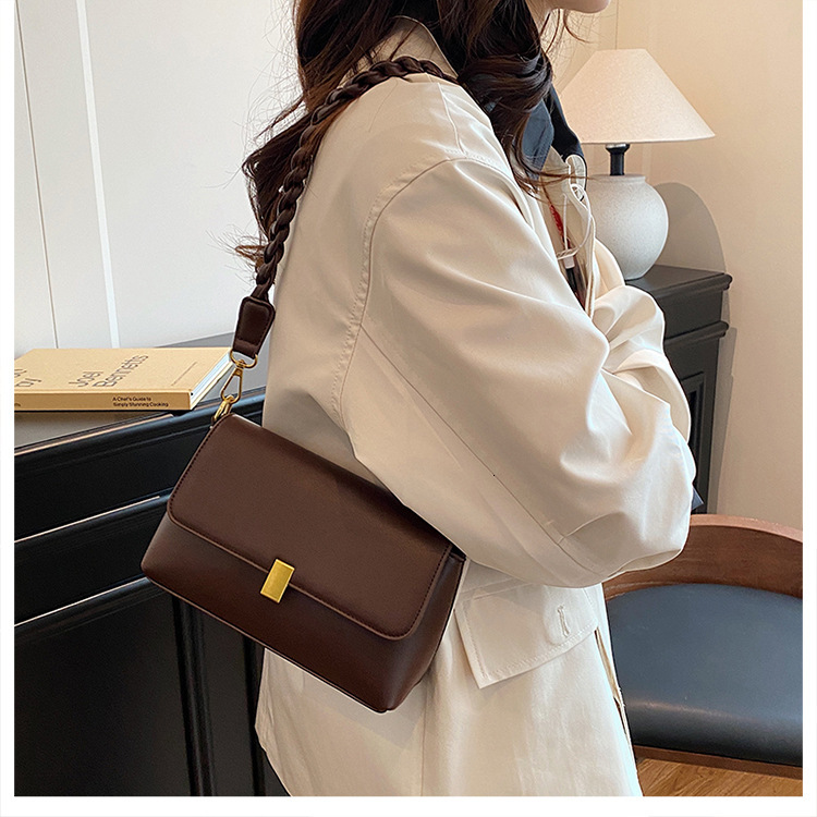 New women's small square bag, simple one shoulder multifunctional designer armpit bag, retro solid color, high-end feeling, diagonal cross small 