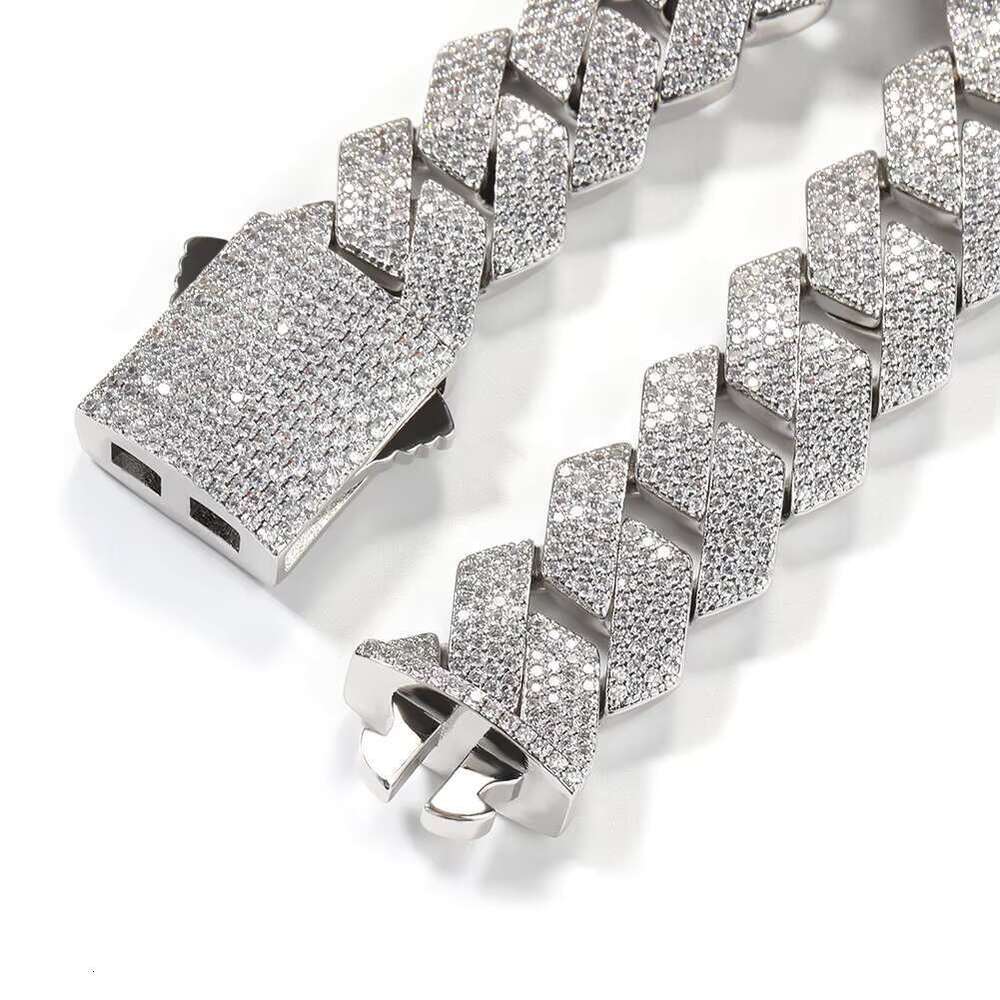 DHCollections 19mm Iced Out CZ Cuban Link Chain Necklace 18K Gold Plated Jewellery