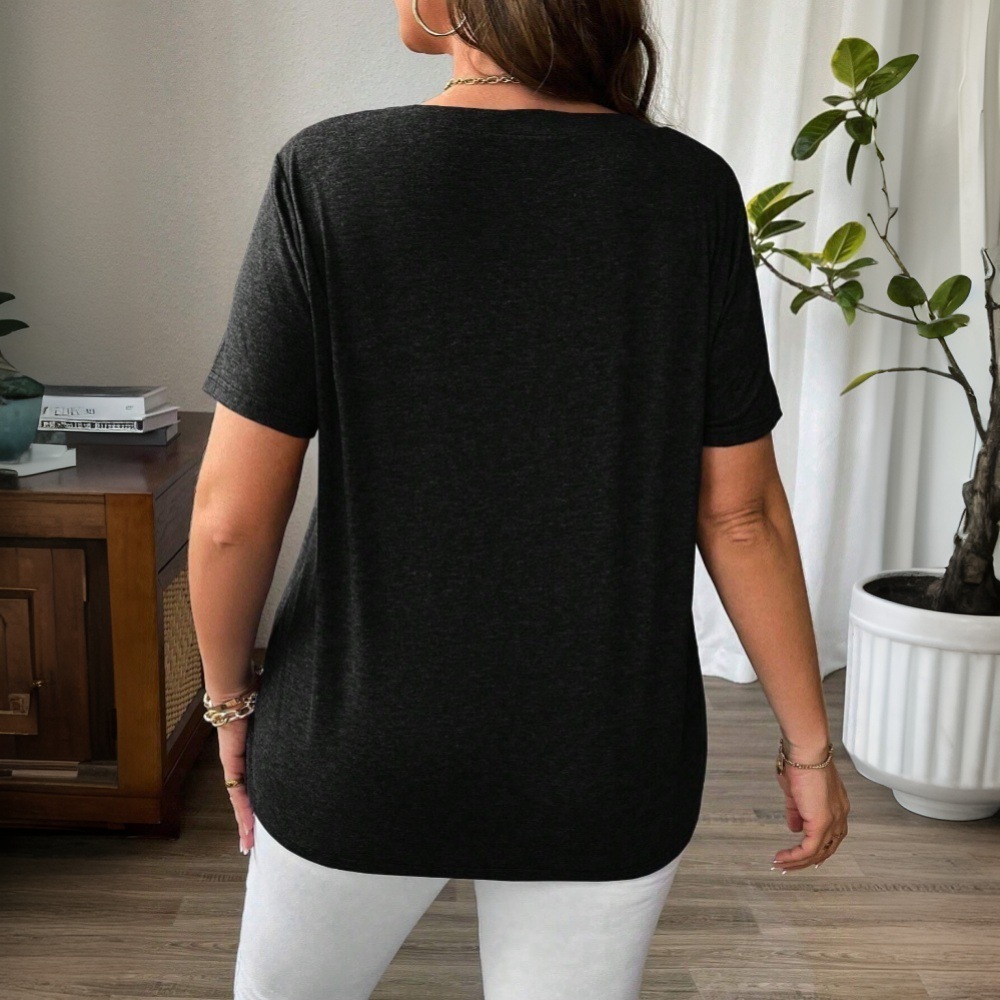 Large Size Womens Simple and Elegant T-shirt for Spring and Summer 2025 New V-neck Versatile Loose and Slimming Top