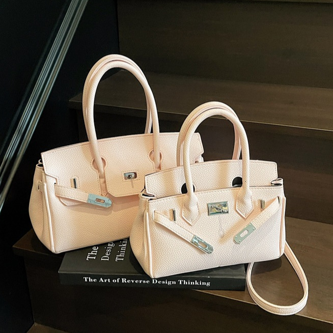 2025 Free Shipping Women's Shoulder Bag Metal Buckle Designer Handbag Multi Functional Kelly Bag Premium Large Capacity Commuter Crossbody Bag