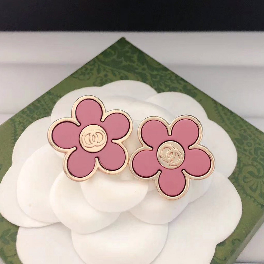 Crystal Earrings Flower Designer Ear Stud with Pearl Stamp Letter Earring Designer Jewelry for Womens Stylish Accessory for Formal Events Wholesale