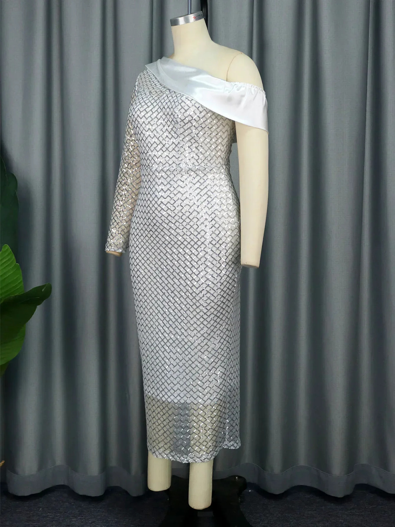 Womens white dress sequined plain weave body irregular sleeves shoulder lining occasion African womens birthday plus 250506