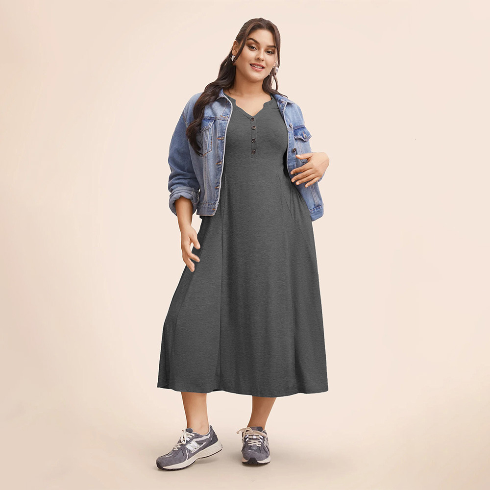 Oversized Womens Simple Style Dress for Autumn and Winter Loose and Slimming Versatile for Commuting Suitable for Wearing Mid Length Skirts