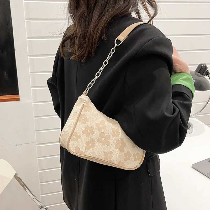 Printed High-Class Gentle Temperament Crescent Bag Fashion Chain Small Square Bag Multifunctional Lady Single Shoulder Bag M250520