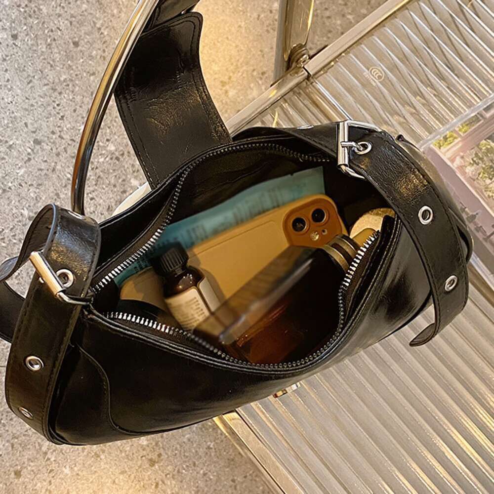 PU Leather Shoulder Bags Women Chic Underarm Spicy Girls Y2k Punk Style Simple Female Commuter Crossbody Bag Handbag