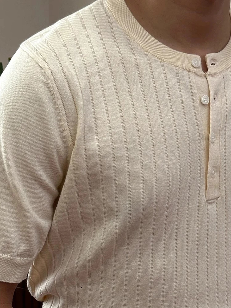 Retro lace knit Tshirt for mens summer casual solid color Henry collar short sleeved 250506Z