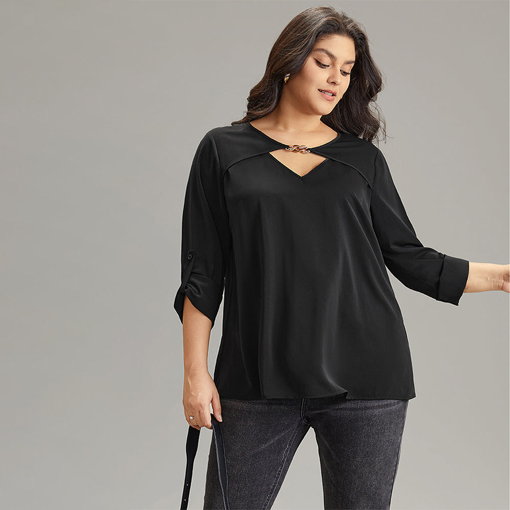 Design Sense Womens Temperament Commuting Autumn and Winter New Base Shirt V-neck Flared Long Sleeved Top